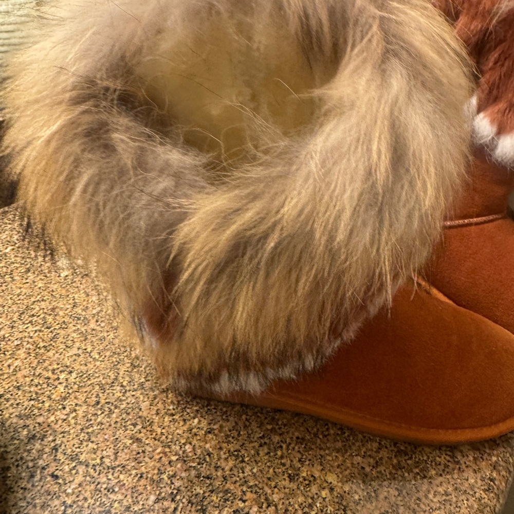 Cape Robbin chestnut Faux Fur Trimmed Boots (8) - Picture 6 of 8